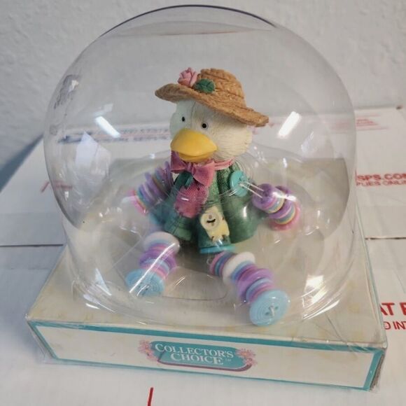 VTG, Rare Dan Dee Collectors Choice Cut Sew Button Easter Duck Figurine In Box - Picture 6 of 13